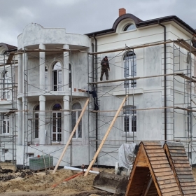 Нанесение декоративной штукатурки Cerest CT 174
